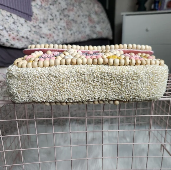 Pink and Yellow Beaded Shoulder Bag - Picture 4 of 7